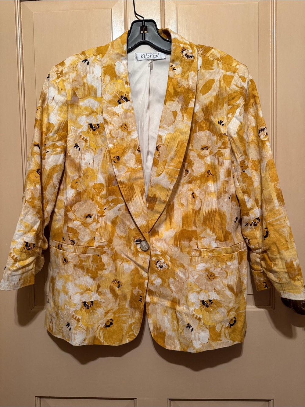 Kasper Mustard Floral Notch-Lapel Blazer
